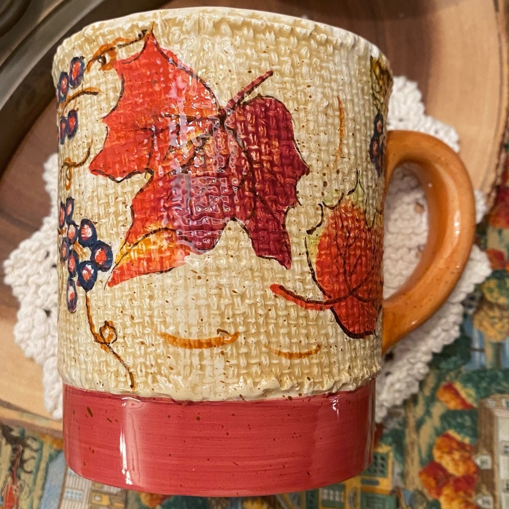 Atico Oversized Autumn Leaf Textured 24 oz Mug